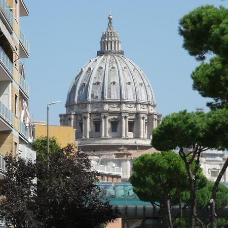 B&B Alla Cupola Di San Pietro Рим Экстерьер фото